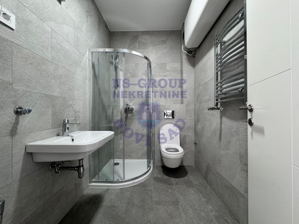 Slika 4 - Dvosoban stan u srcu Novog Sada!