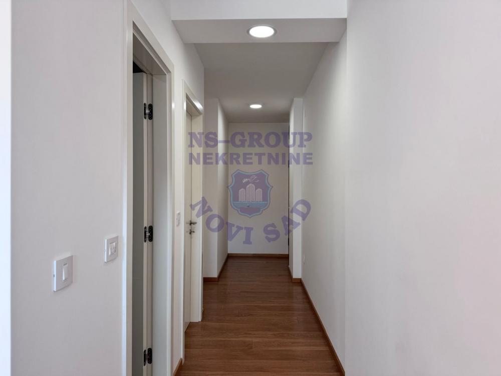 Slika 5 - Dvosoban stan u srcu Novog Sada!