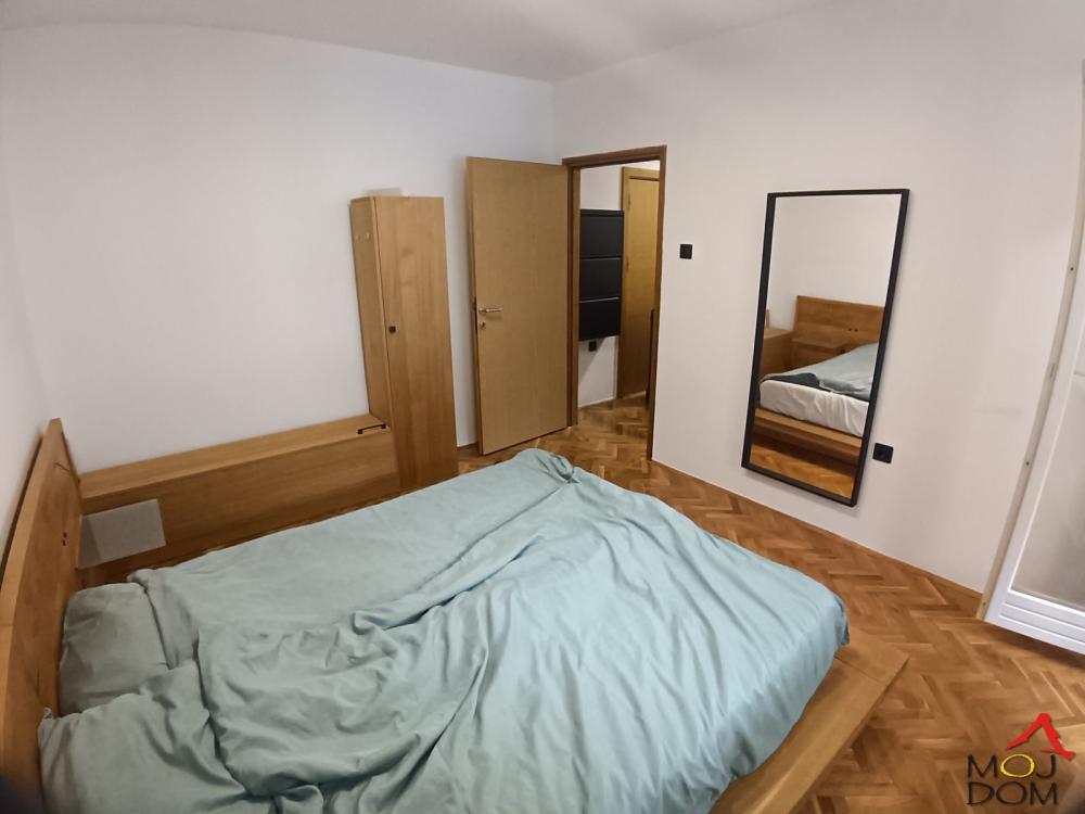 Slika 5 - Stan,NOVI SAD,CARA DUŠANA,kv: 59, € 151900, ID: 1031497