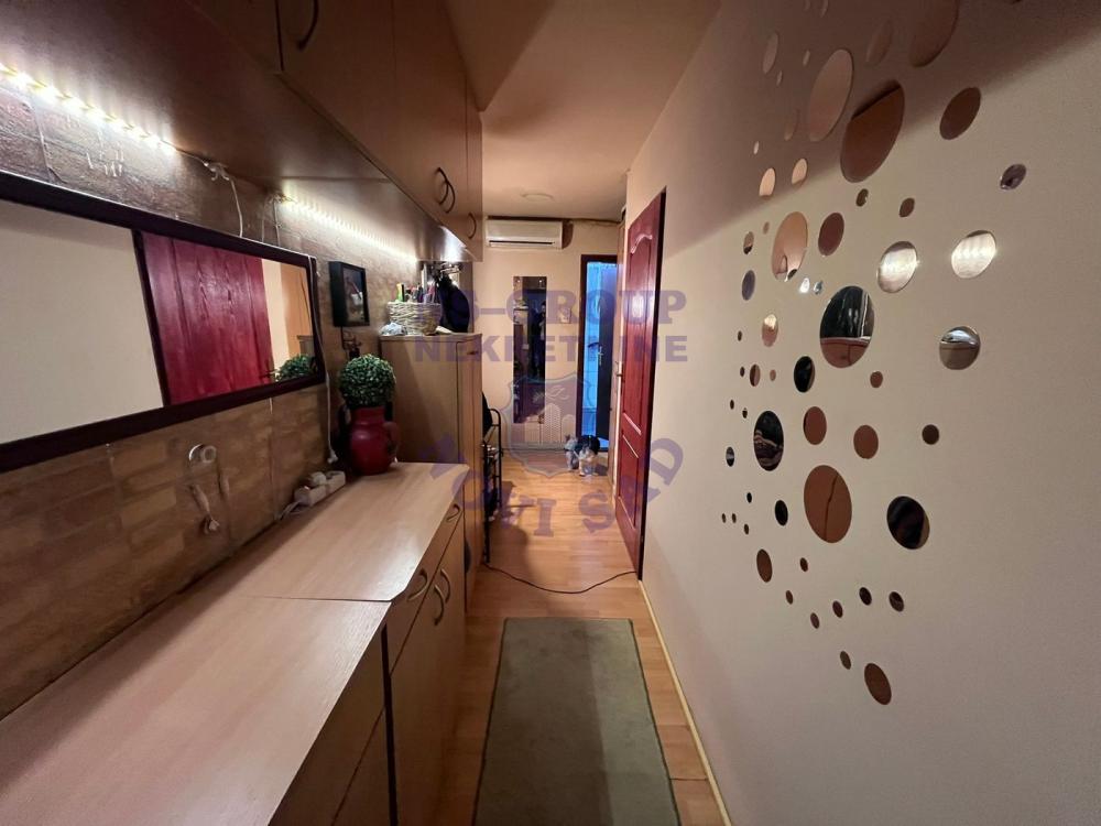 Slika 6 - U ponudi jednoiposoban stan na Staroj Detelinari