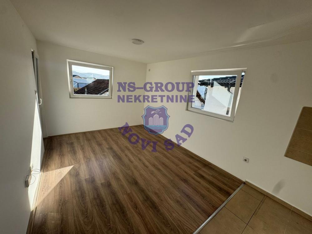 Slika 6 - Dvoiposoban, 39m2, Adice Novi Sad, sa terasom