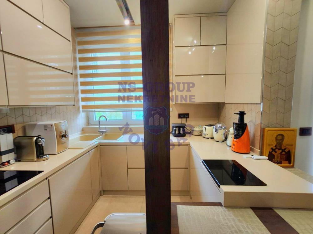 Slika 8 - Fenomenalan trosoban stan na Novoj Detelinari! 