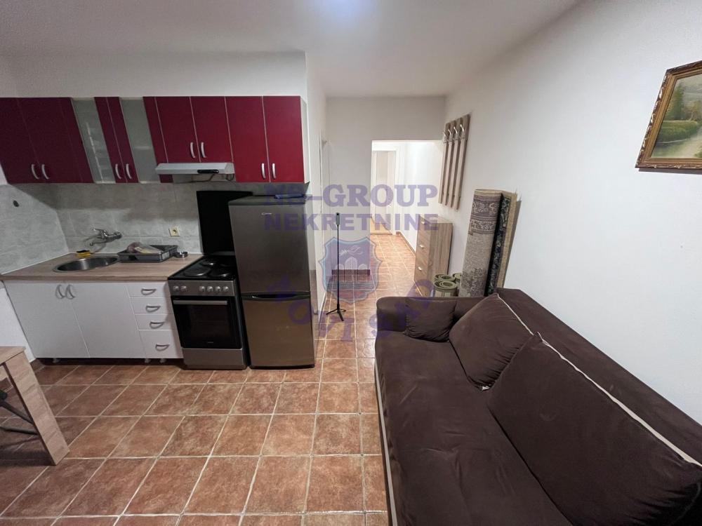 Slika 1 - U ponudi dvoiposoban stan u centru grada!