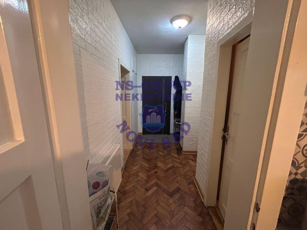 Slika 8 - Na prodaju trosoban stan u centru Begeča