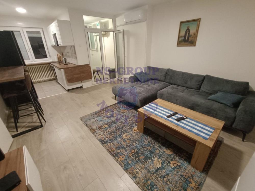 Slika 2 - Odličan dvoiposoban stan na Novom naselju.