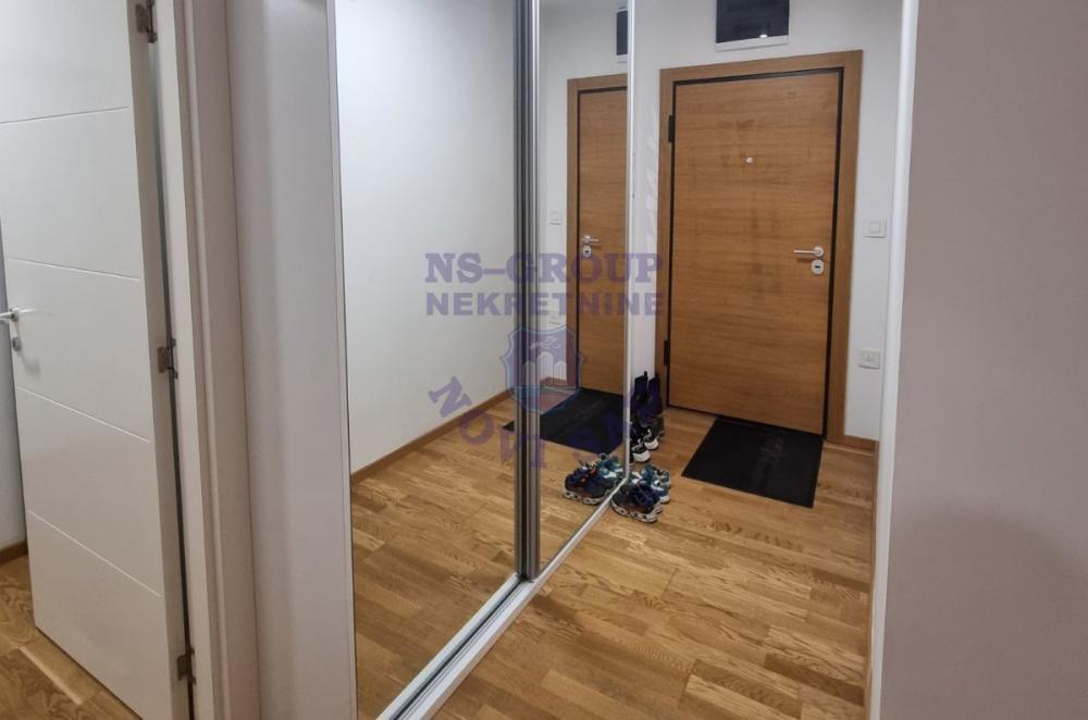 Slika 6 - Odličan trosoban stan na Bulevaru patrijarha Pavla.