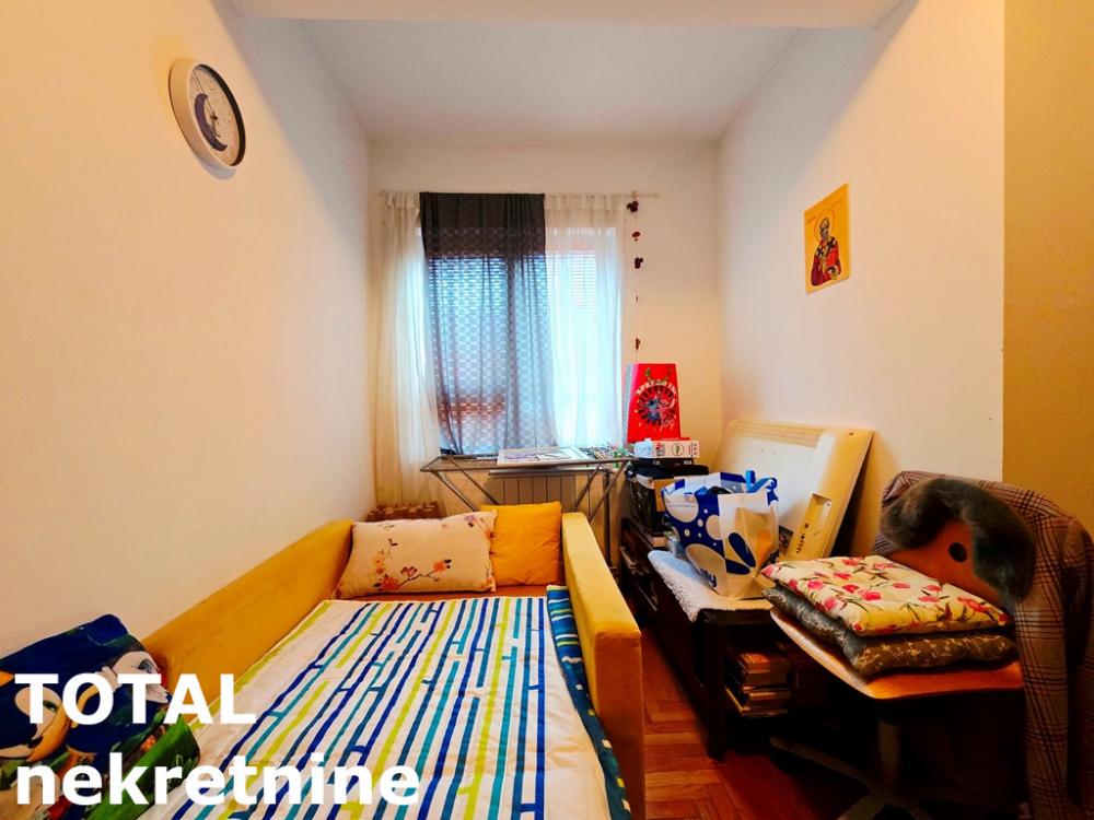 Slika 6 - Stan,NOVI SAD,BULEVAR EVROPE,kv: 43.00, € 130000, ID: 1101666