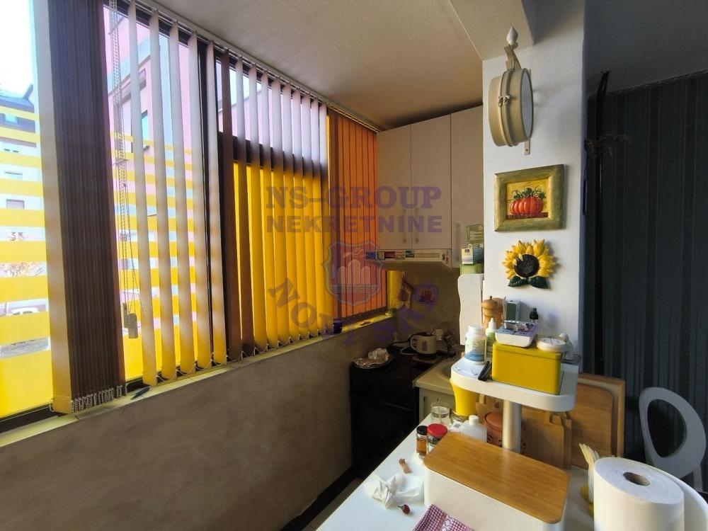 Slika 5 - Odličan dvoiposoban stan u neposrednoj blizini Sajma.