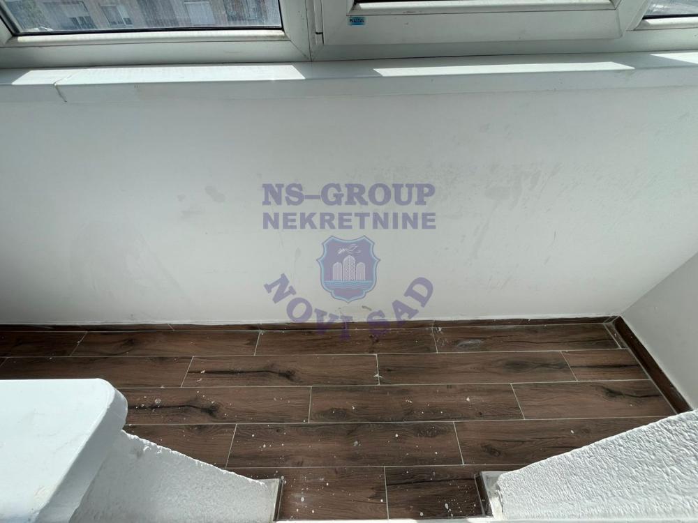 Slika 4 - Jednosoban, 20m2, Železnički park Novi Sad, sa terasom, ima lift