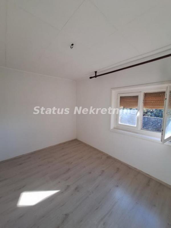 Slika 2 - Podbara-Renoviran Jednoiposoban stan 29 m2-065/385 8880
