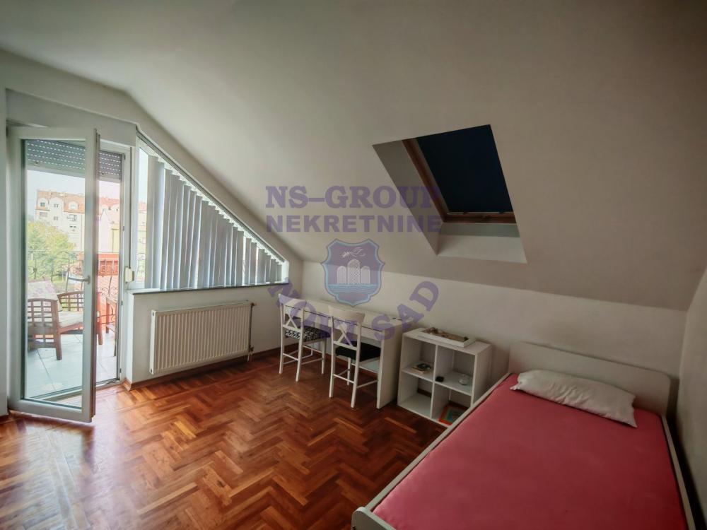 Slika 3 - Na prodaju stan na Podbari! 