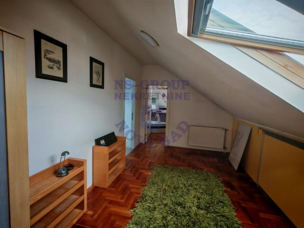 Slika 7 - Na prodaju stan na Podbari! 