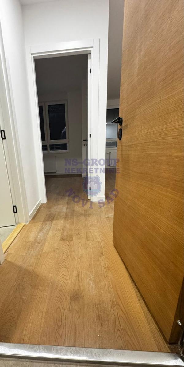 Slika 3 - Dvosoban, 42m2, Telep Novi Sad, sa terasom, ima lift