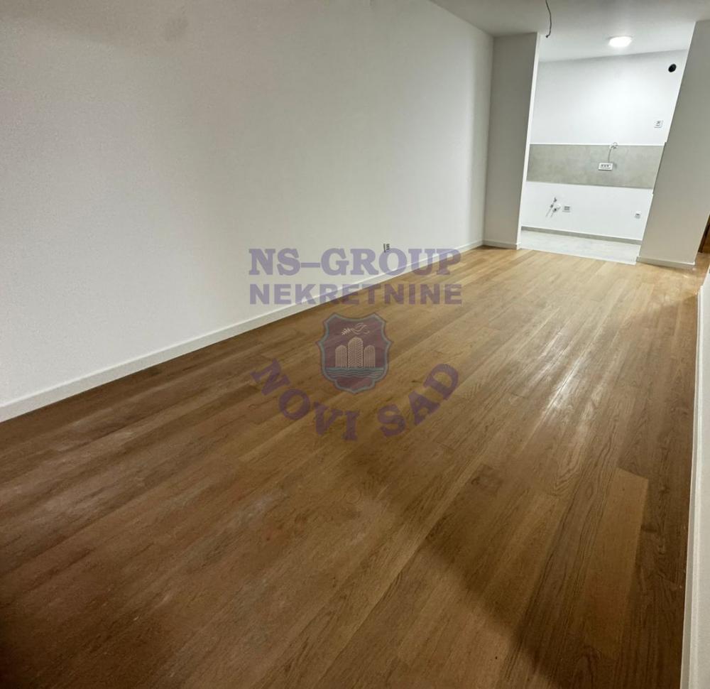 Slika 1 - Dvosoban, 42m2, Telep Novi Sad, sa terasom, ima lift