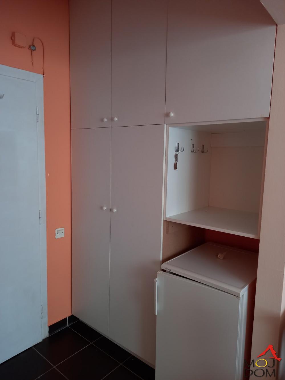 Slika 4 - Stan,NOVI SAD,CENTAR,kv: 19, € 72100, ID: 1031462