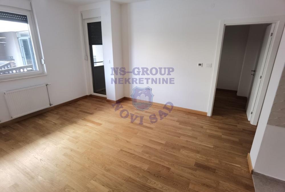 Slika 4 - Dvosoban, 41m2, Telep Novi Sad, sa terasom, ima lift