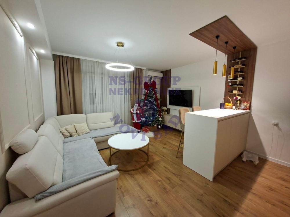 Glavna slika -Dvoiposoban 53m2 Železnička stanica - 560342