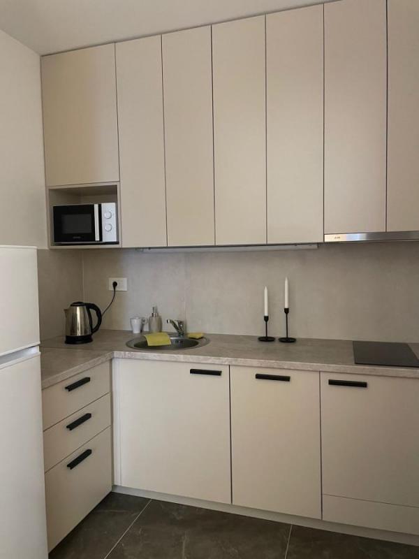 Slika 1 - Jednoiposoban stan na Trgu Komenskog