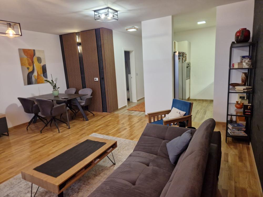 Slika 8 - Urbana vila cetvorosoban sa parkingom