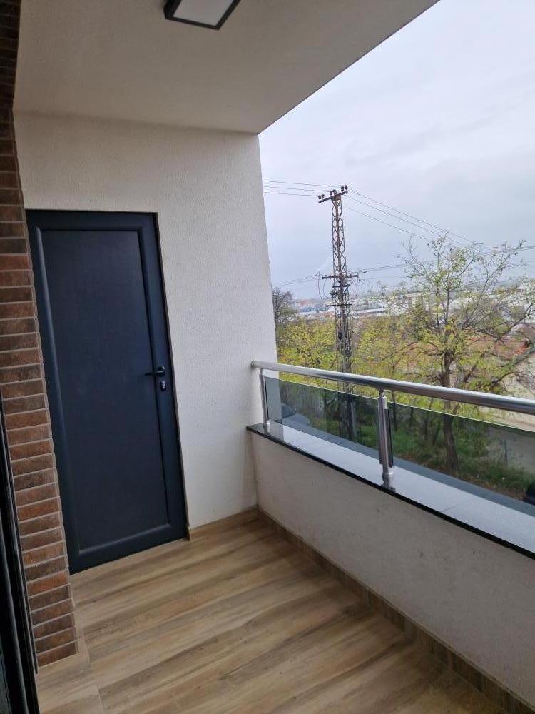 Slika 7 - Urbana vila cetvorosoban sa parkingom