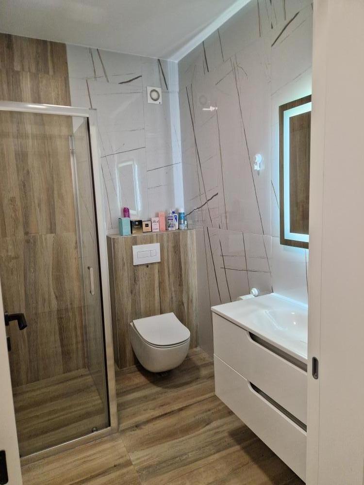 Slika 10 - Urbana vila cetvorosoban sa parkingom