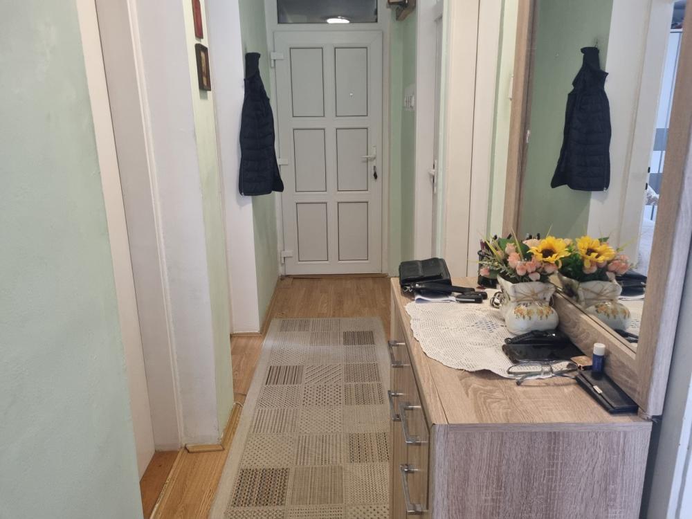 Slika 7 - Odličan, porodičan stan