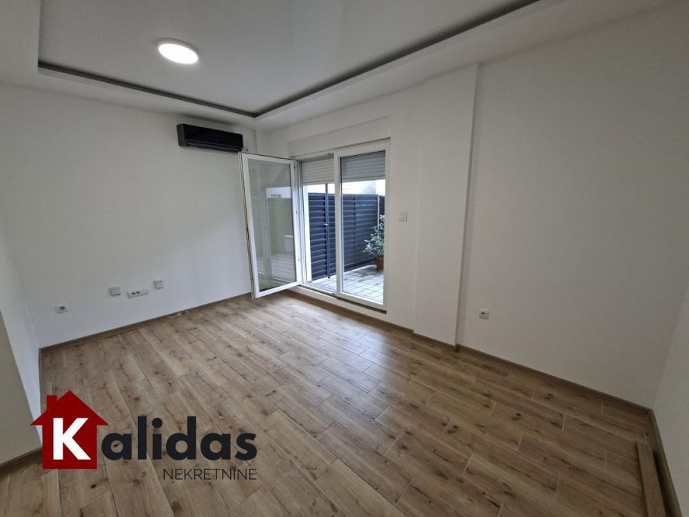 Glavna slika -Stan,NOVI SAD,TELEP,kv: 23, € 66840, ID: 1008383