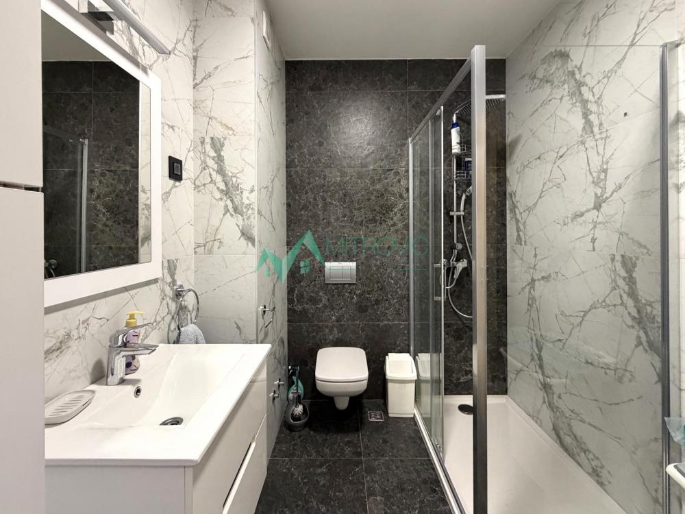 Slika 6 - Kompletno opremljen stan (72m2) u ekskluzivnom kompleksu na Sajmu 