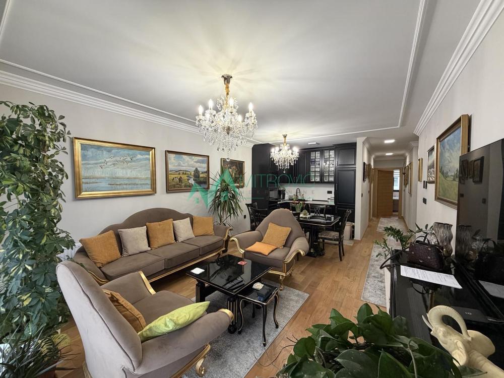 Slika 1 - Kompletno opremljen stan (72m2) u ekskluzivnom kompleksu na Sajmu 