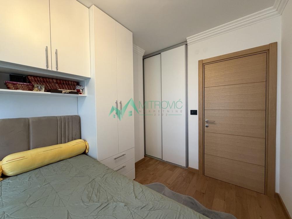 Slika 5 - Kompletno opremljen stan (72m2) u ekskluzivnom kompleksu na Sajmu 