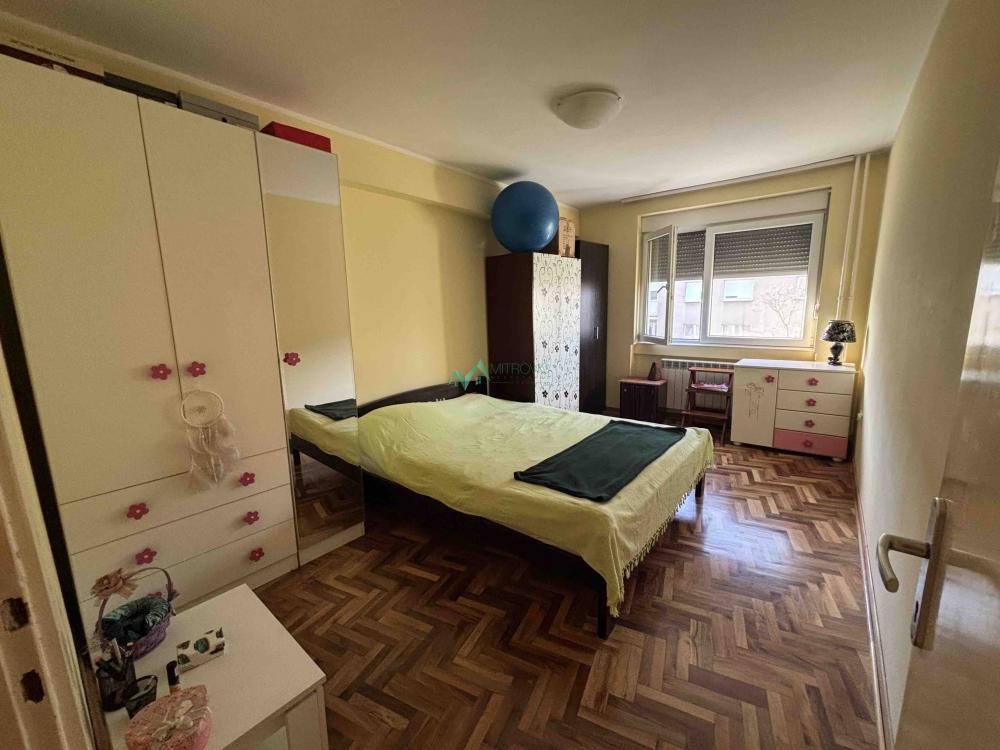 Slika 2 - Na prodaju stan kod Železničke stanice – 54 m² odmah useljiv! 