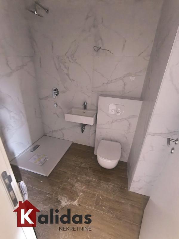 Slika 3 - Stan,NOVI SAD,TELEP,kv: 30, € 92700, ID: 1008391