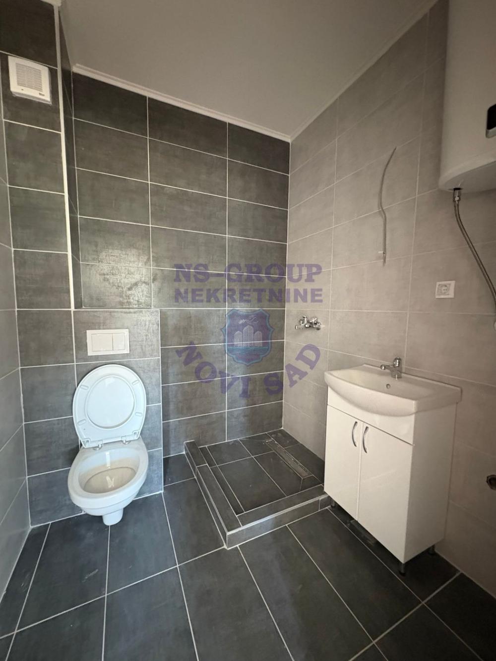 Slika 1 - Odličan stan sa spavaćom sobom.