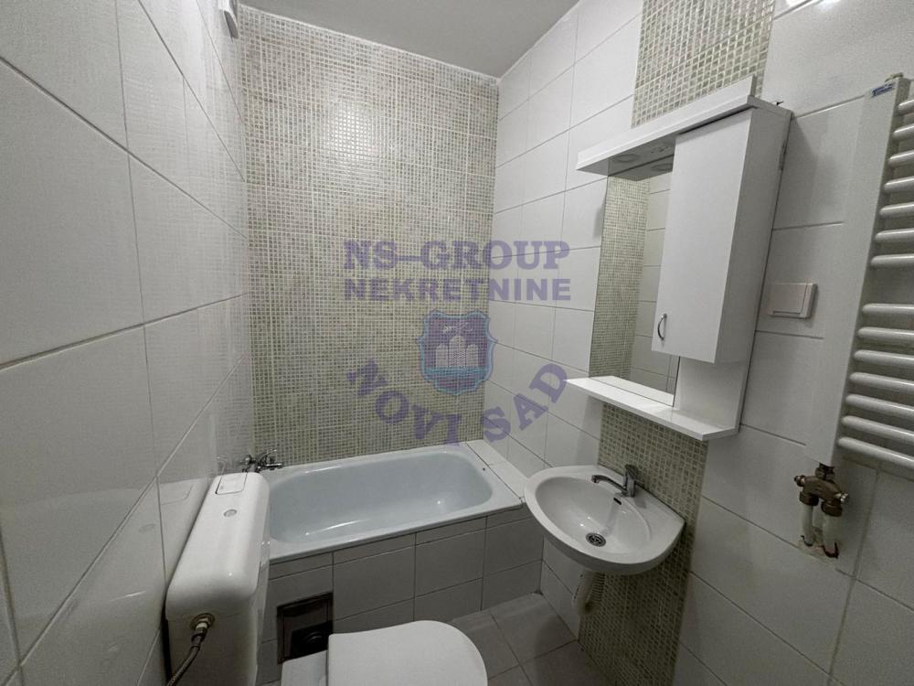 Slika 8 - 559146-Jednoiposoban-26m2-Zeleznicka stanica