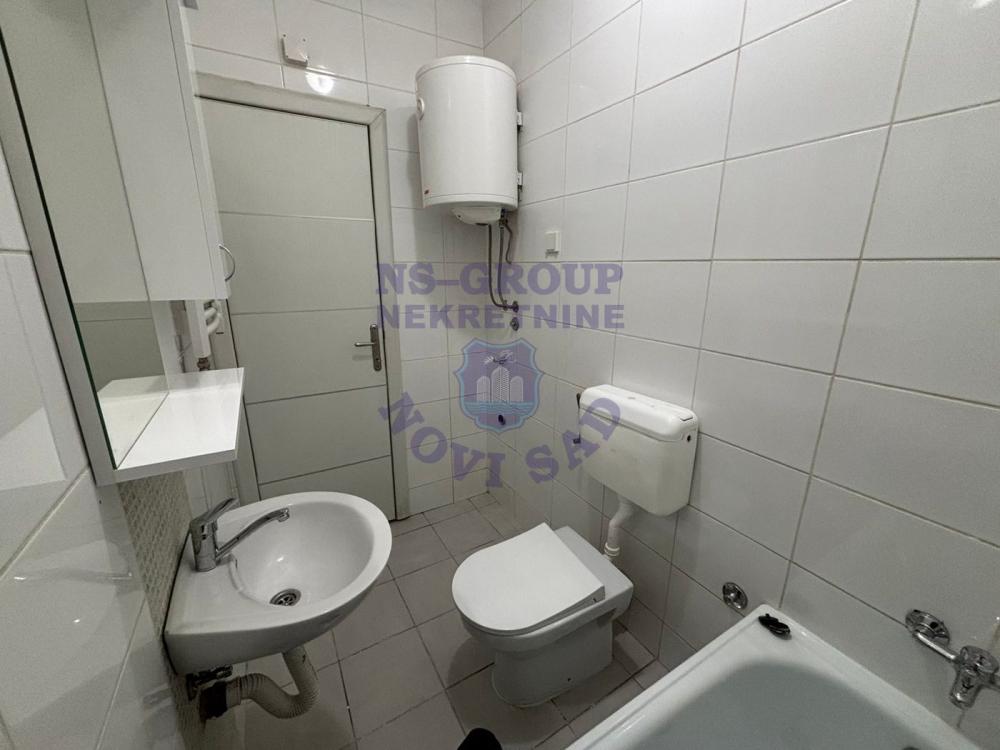 Slika 9 - 559146-Jednoiposoban-26m2-Zeleznicka stanica