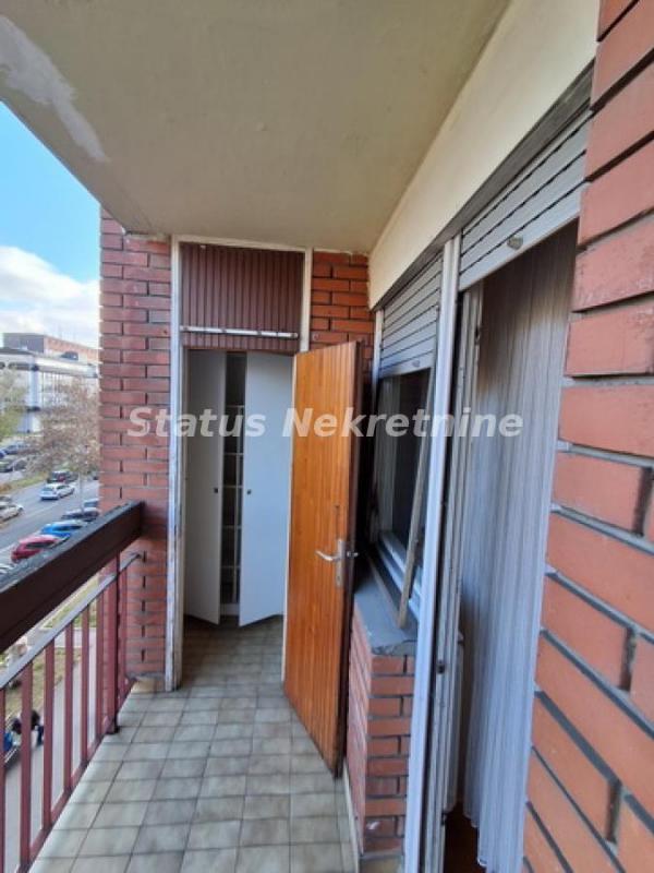 Slika 10 - Bulevar-Uknjižen Trosoban stan 74 m2-065/385 8880