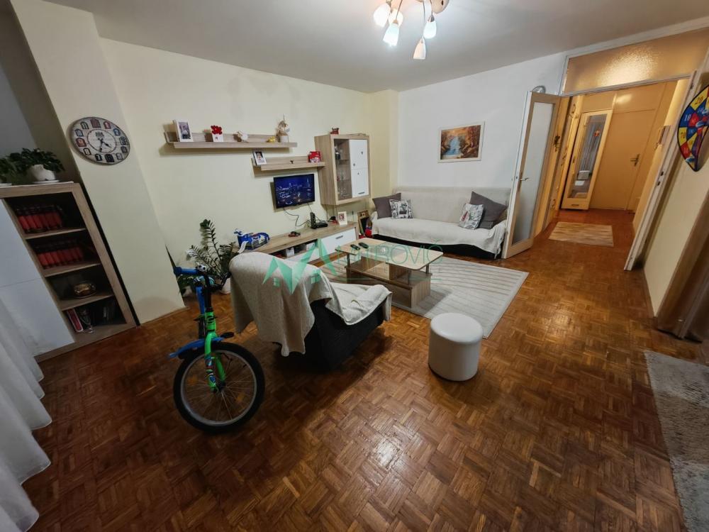 Slika 2 - Bistrica, 72m2. Dvoiposoban stan. Povoljno !