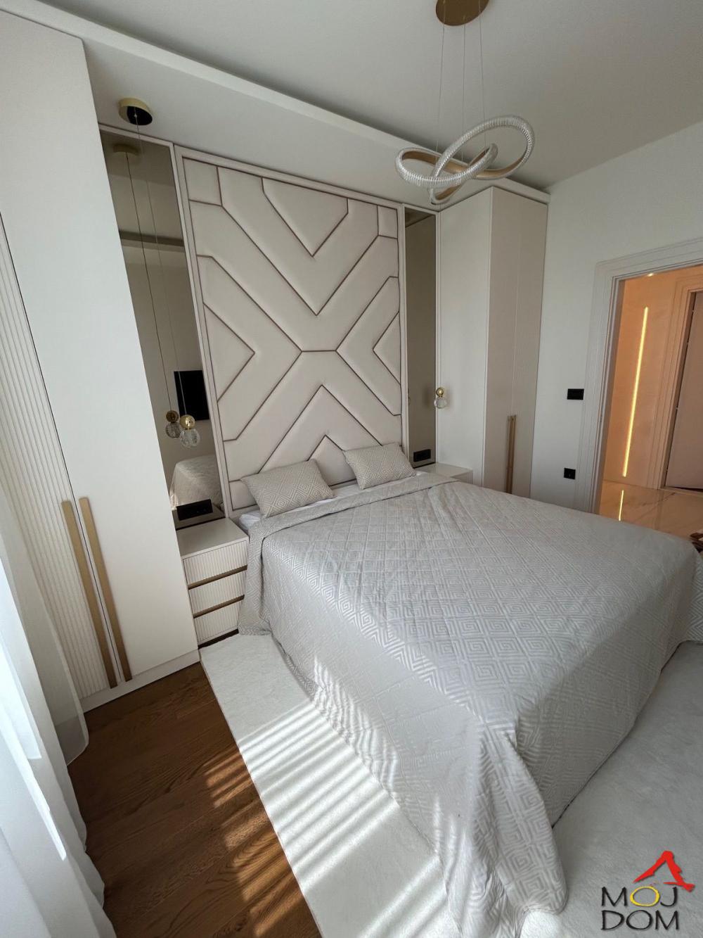 Slika 3 - Stan,NOVI SAD,NOVA DETELINARA,kv: 82, € 261830, ID: 1031437