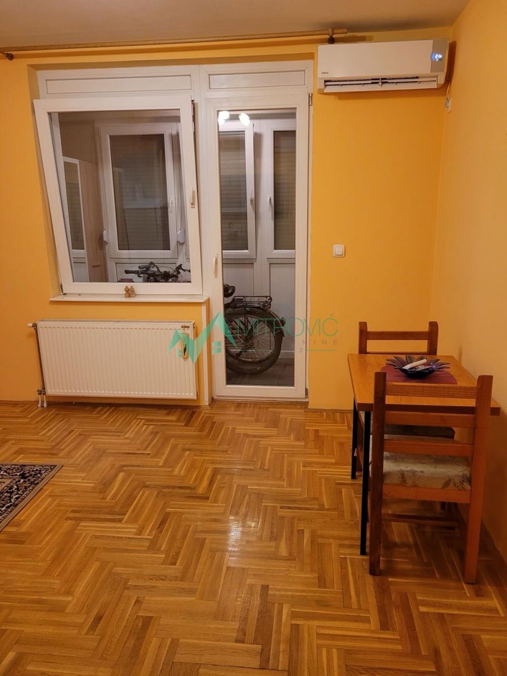 Slika 2 - J.Hranilovića, parking u dvorištu, kredit za mlade 