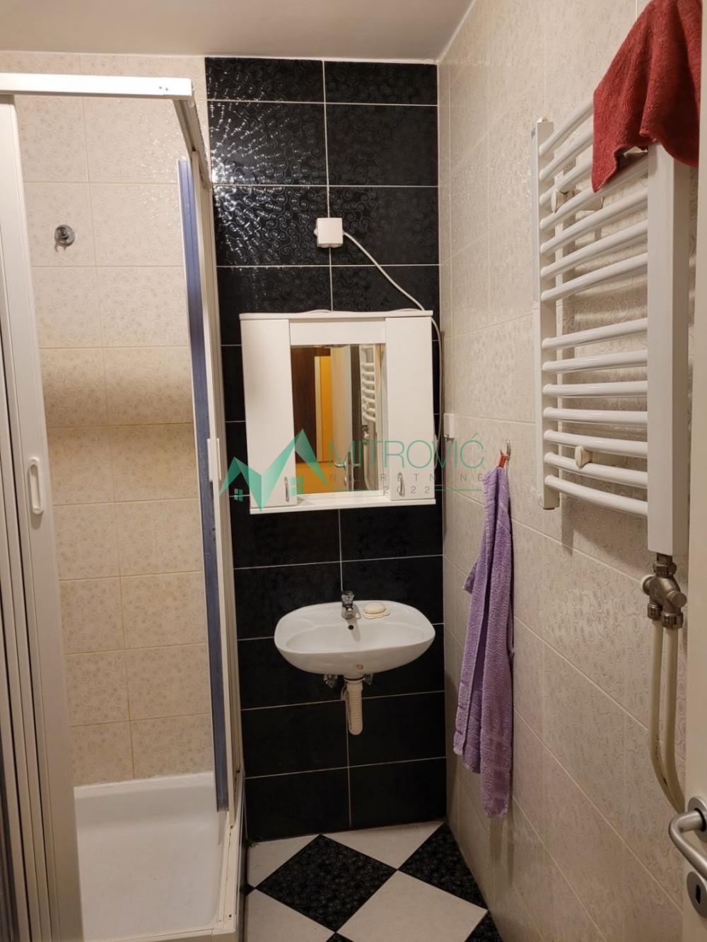 Slika 4 - J.Hranilovića, parking u dvorištu, kredit za mlade 