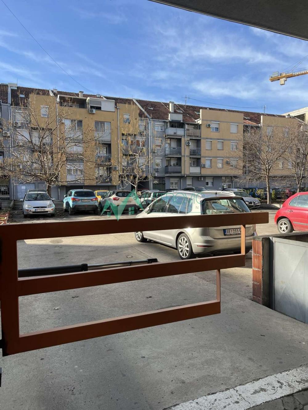 Slika 6 - J.Hranilovića, parking u dvorištu, kredit za mlade 