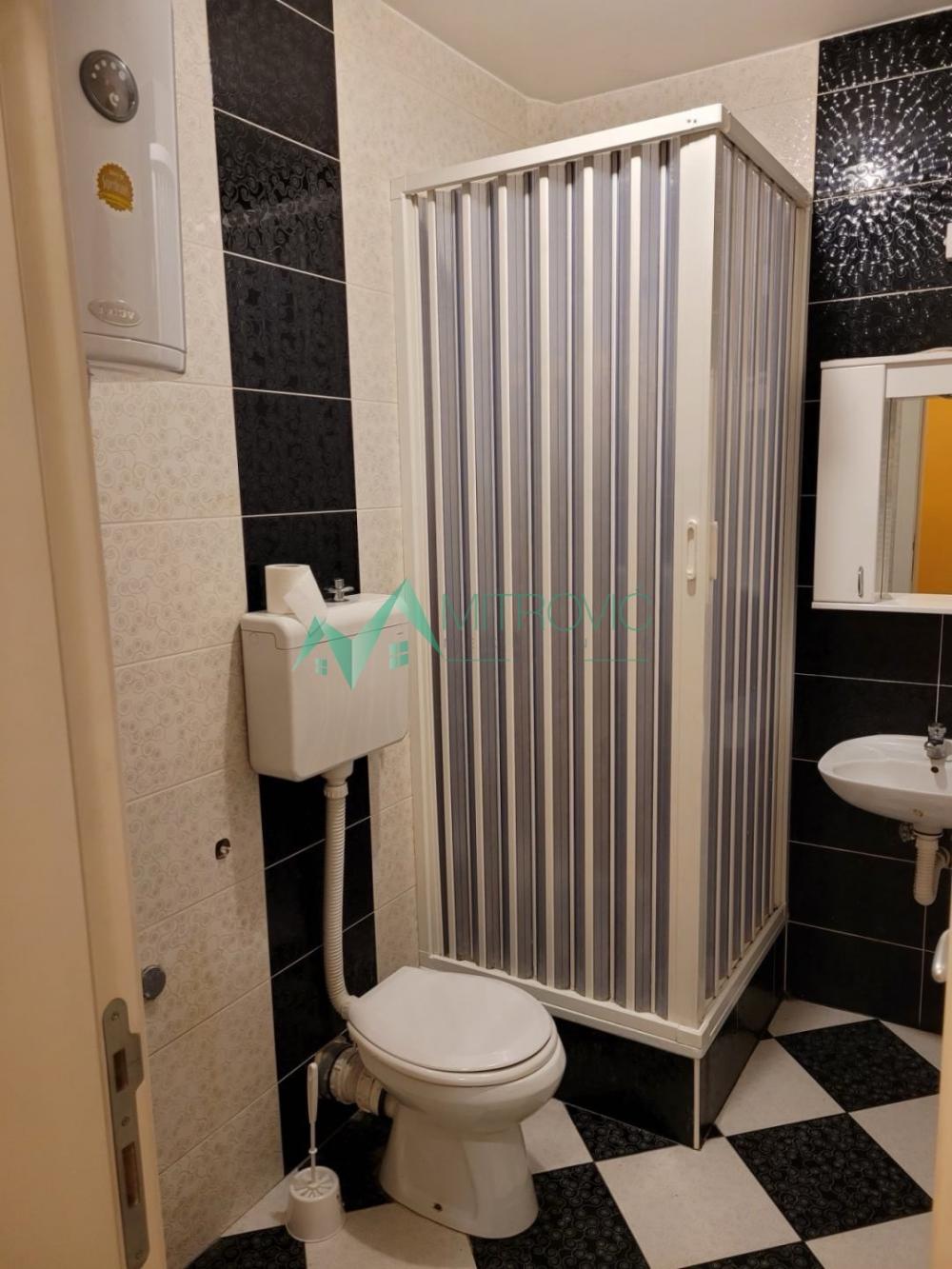 Slika 5 - J.Hranilovića, parking u dvorištu, kredit za mlade 