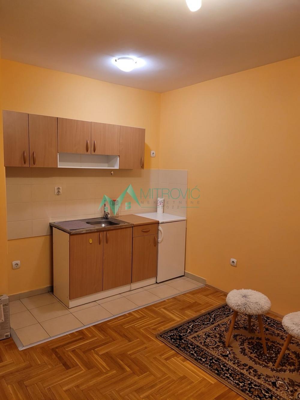 Slika 1 - J.Hranilovića, parking u dvorištu, kredit za mlade 