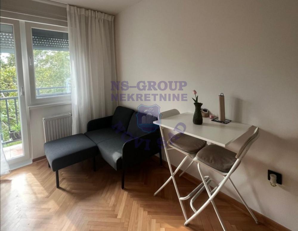 Slika 3 - š:560417 Garsonjera Satelit