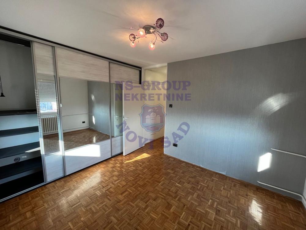 Slika 7 - Odličan trosoban stan na LImanu 4! 