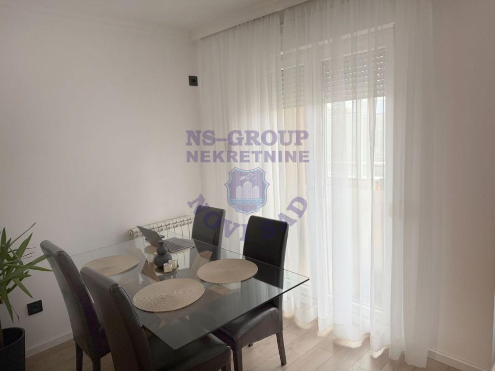 Slika 3 - Š: 560442 Trosoban duplex na Bulevaru!