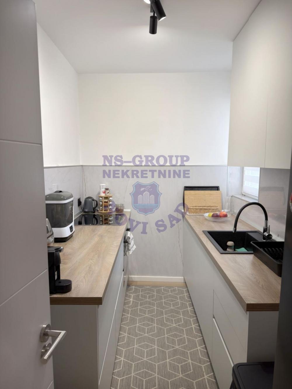 Slika 2 - Š: 560442 Trosoban duplex na Bulevaru!