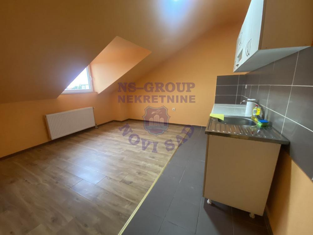 Slika 4 - Jednoiposoban, 32m2, Klisa Novi Sad