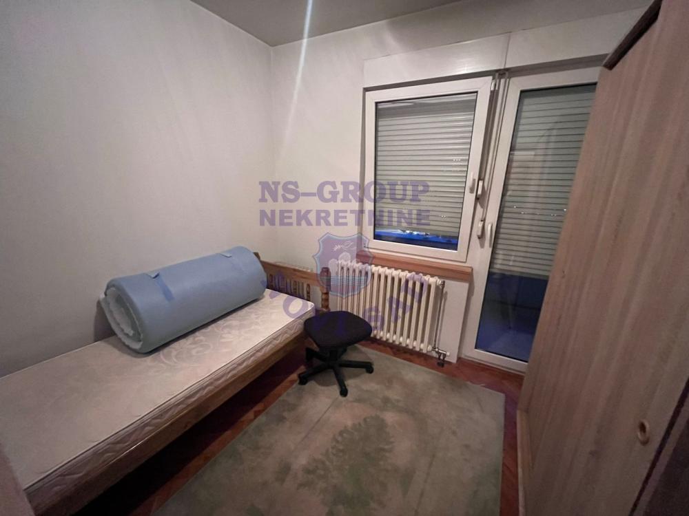 Slika 2 - Dvoiposoban, 49m2, Novi Sad centar Novi Sad