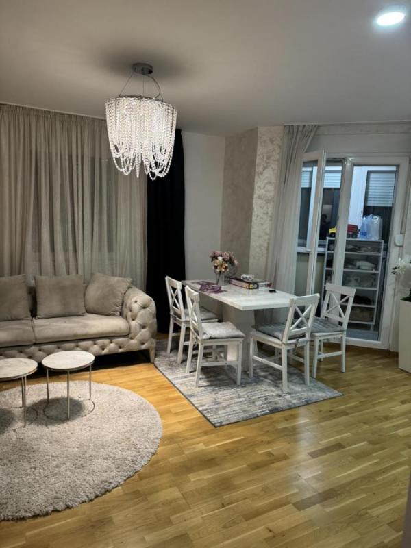 Slika 2 - Dvoiposoban stan na Telepu